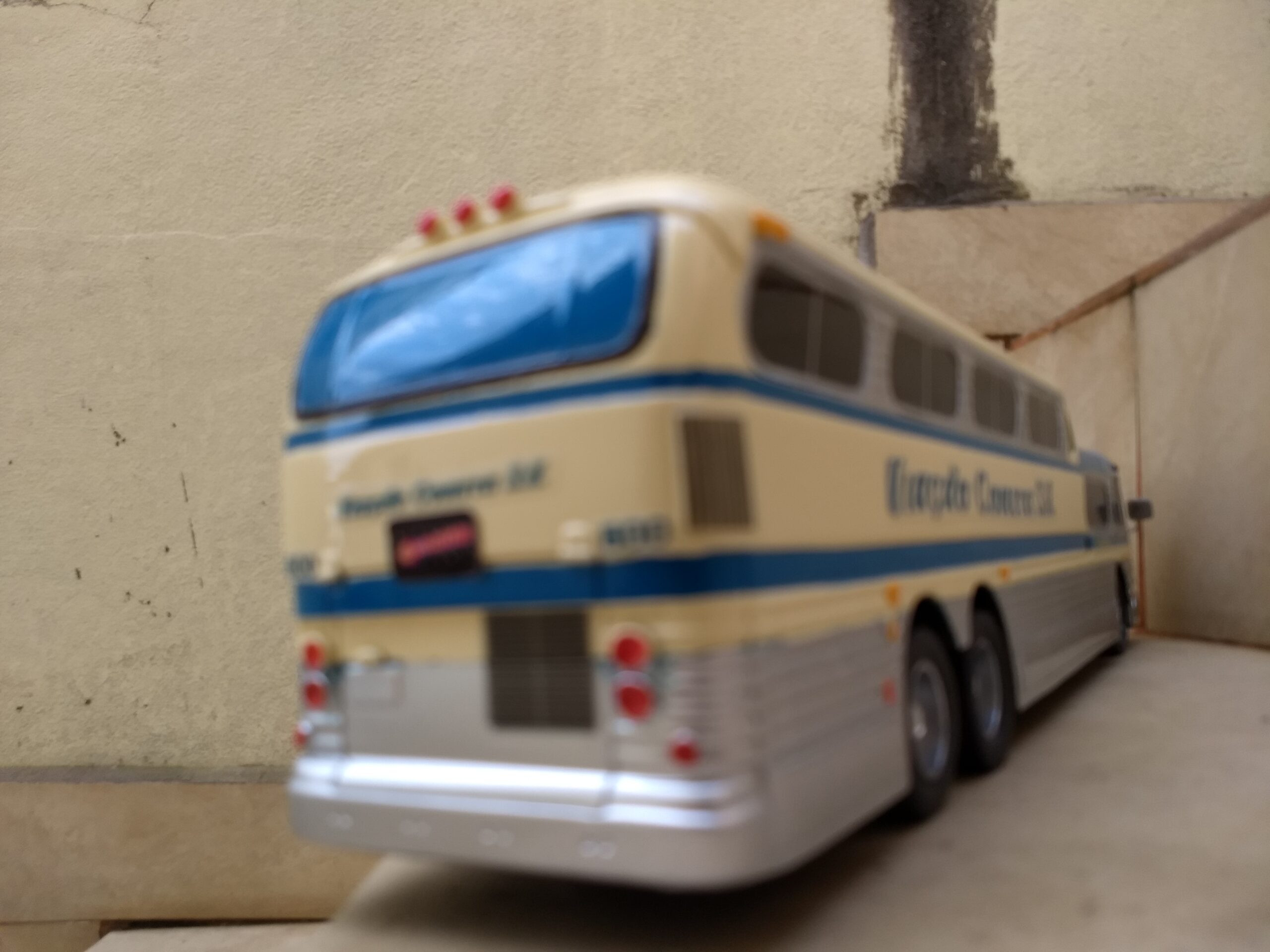 GM PD4501 SCENICRUISER - Imagem 7