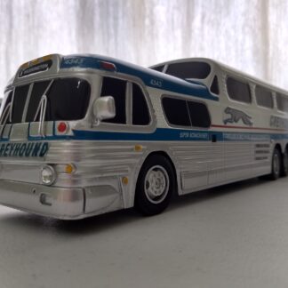 GM PD4501 SCENICRUISER